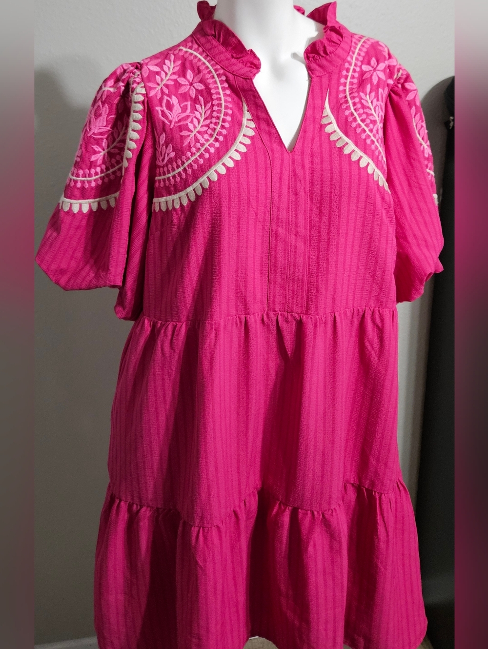 THML Embroidered detail frill V neck puff sleeve Tiered Dress size XL - Picture 8 of 14